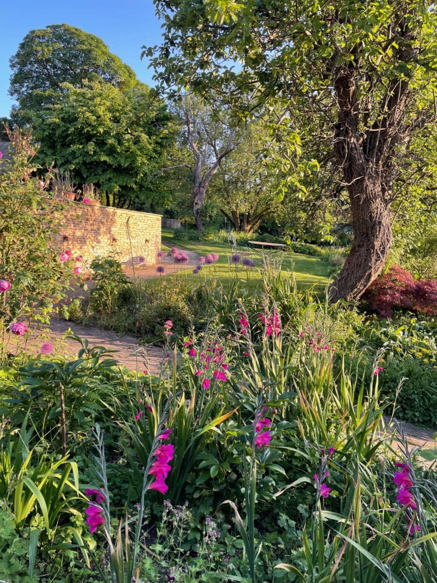 Masons Cottage, An Idyllic Retreat In An Area Of Outstanding Beauty, Close To Blenheim Palace, Oxford & The Cotswolds Stonesfield Esterno foto